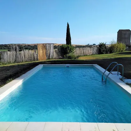 Casas Olmo y Fresno jardín y piscina a 17 kilómetros de Salamanca Casa de Férias Salamanca