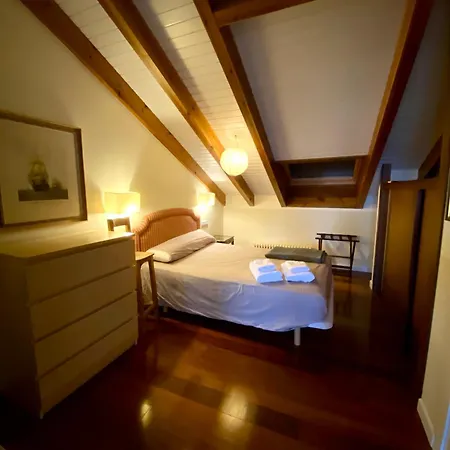 Casas Olmo Y Fresno Jardin Y Piscina A 17 Kilometros De Holiday home