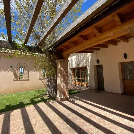 Nyaraló Casas Olmo Y Fresno Jardin Y Piscina A 17 Kilometros De *