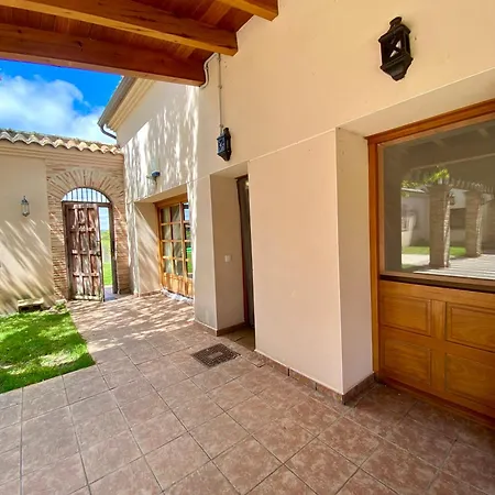 Casa de Férias Casas Olmo y Fresno jardín y piscina a 17 kilómetros de Salamanca
