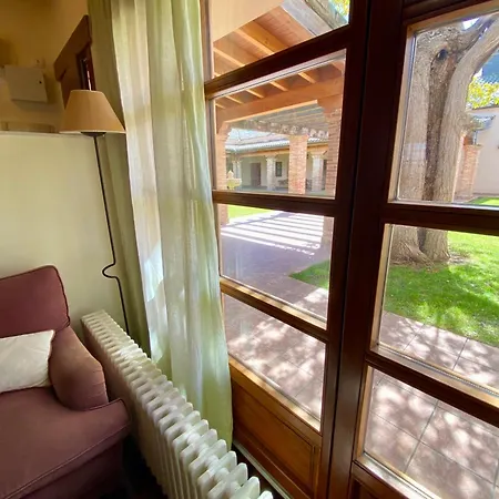 Casas Olmo y Fresno jardín y piscina a 17 kilómetros de Salamanca Casa de Férias