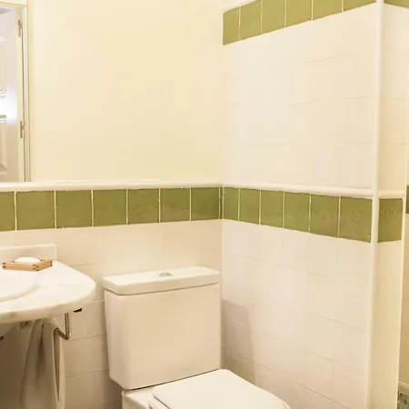 Casas Olmo Y Fresno Jardin Y Piscina A 17 Kilometros De Nyaraló