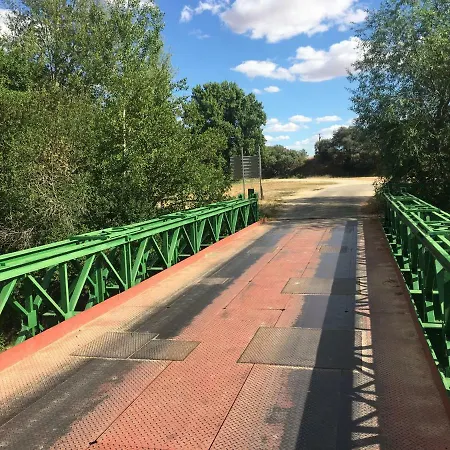 Casas Olmo Y Fresno Jardin Y Piscina A 17 Kilometros De Nyaraló *